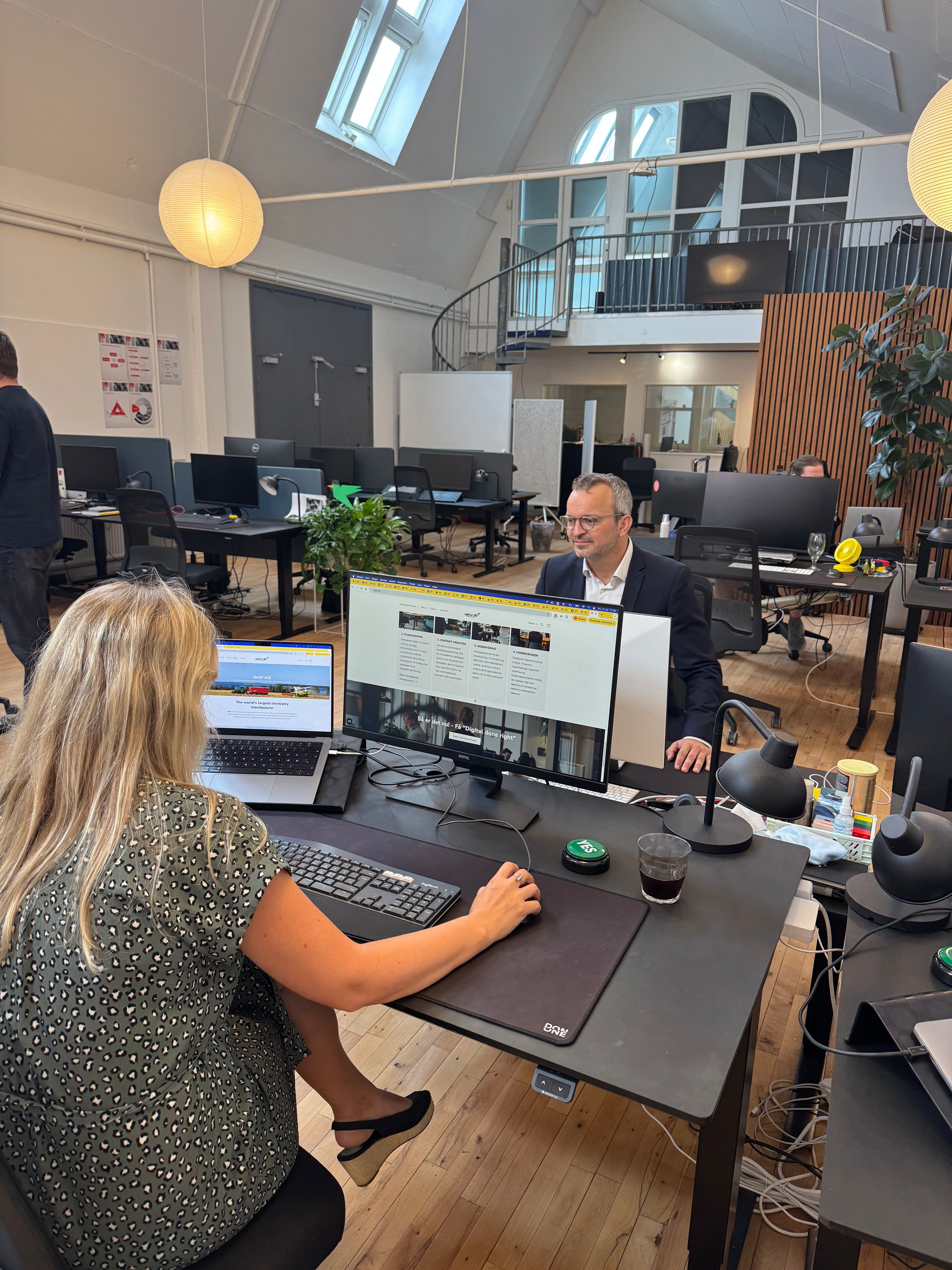Co-working space with 2 employees at uptur.dk